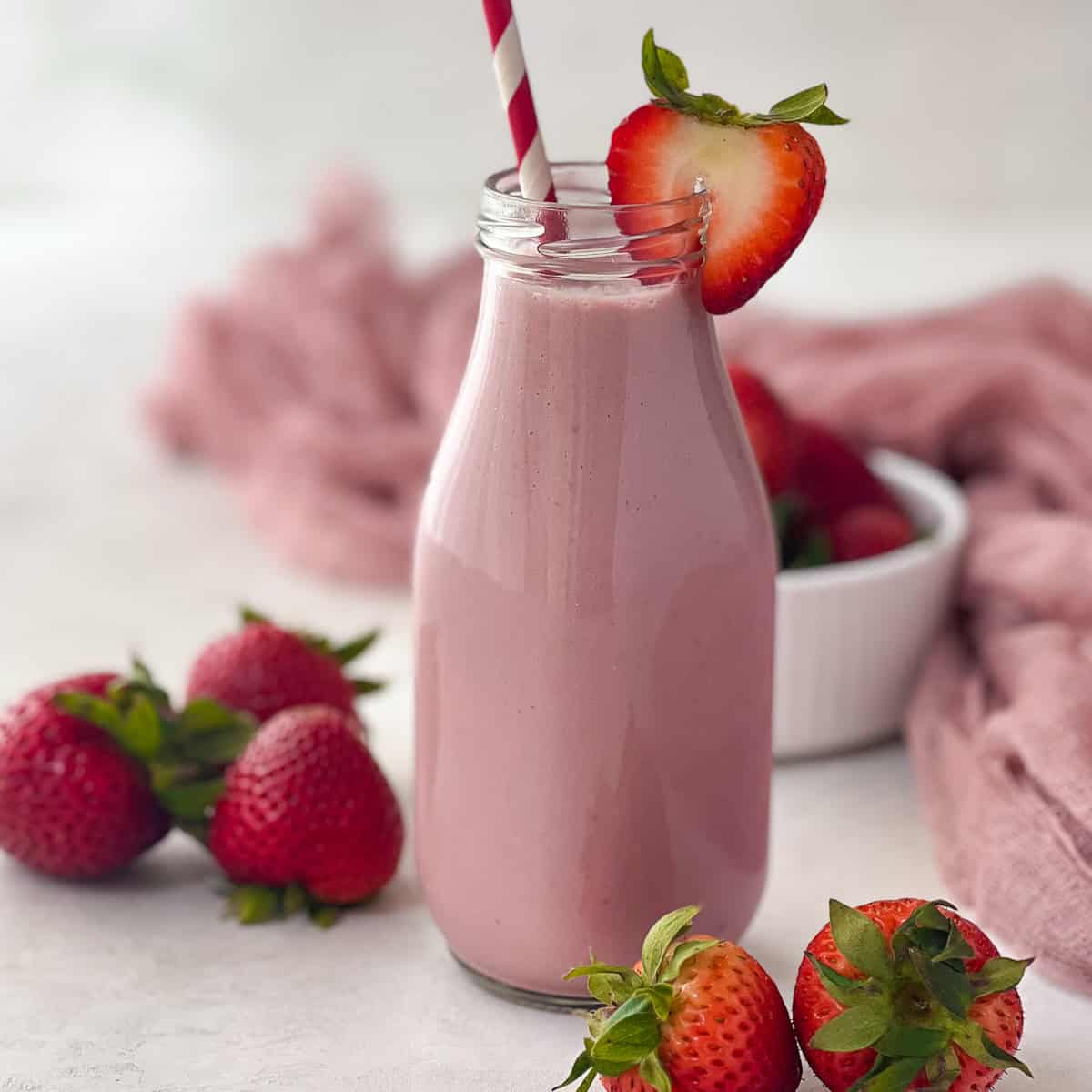 Creamy Vegan Strawberry Milk